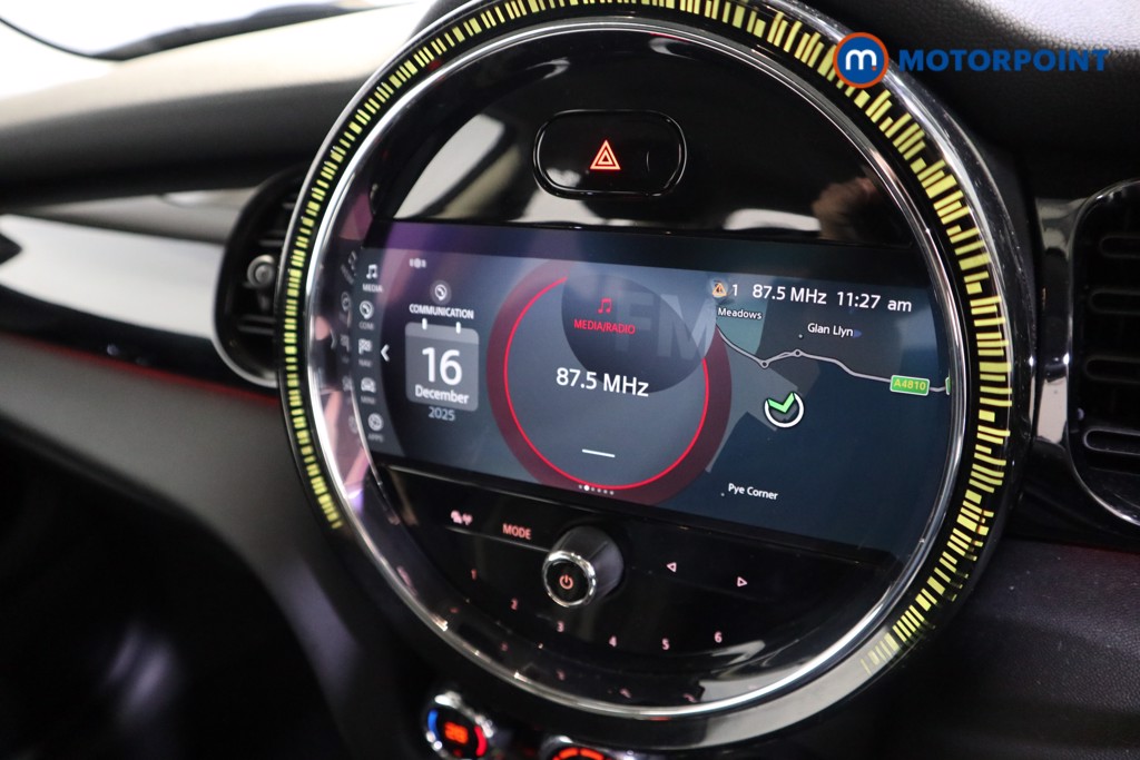 Mini Hatchback Cooper S Level 1 Automatic Electric Hatchback - Stock Number (1601105) - 6th supplementary image