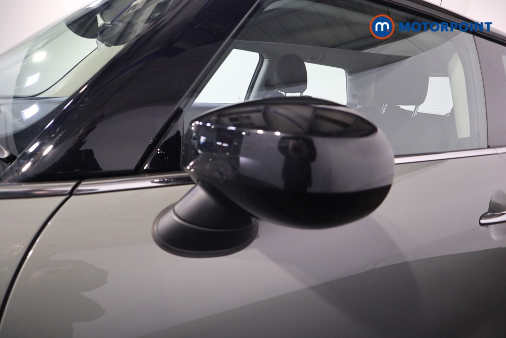 Mini Hatchback Cooper S Level 1 Automatic Electric Hatchback - Stock Number (1601105) - 25th supplementary image