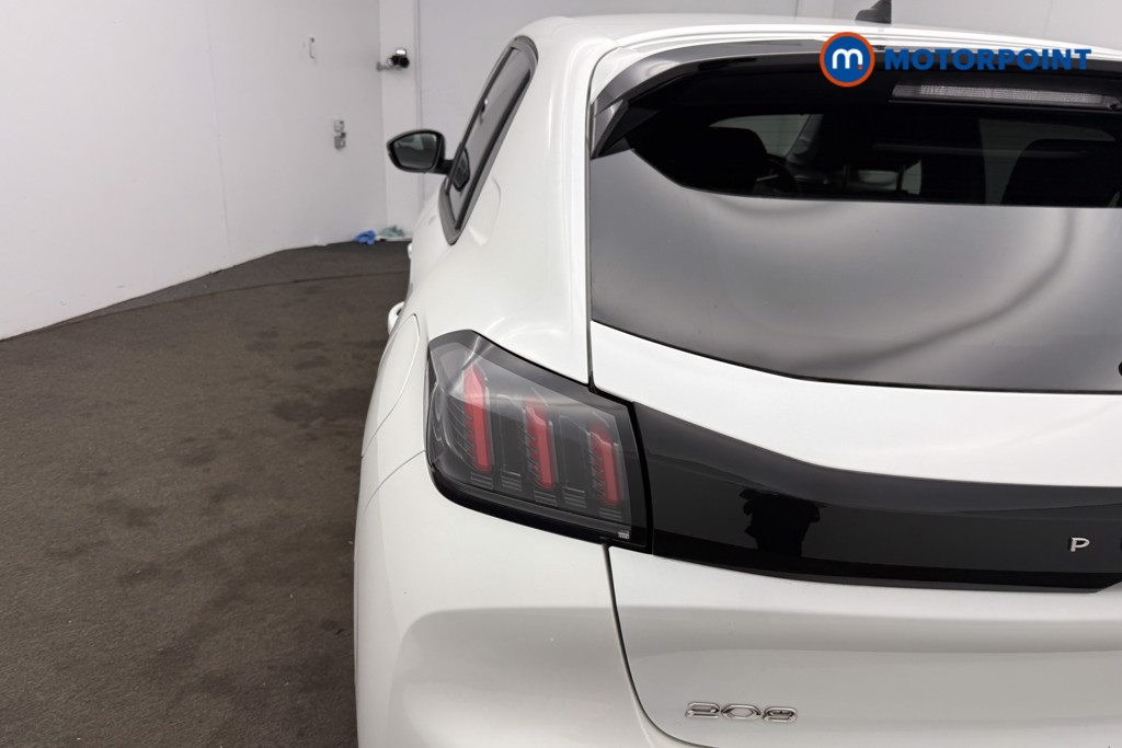 Peugeot 208 Allure Premium Manual Petrol Hatchback - Stock Number (1601145) - 5th supplementary image