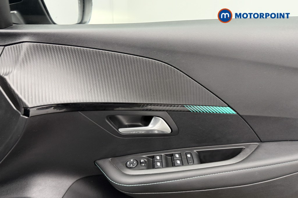 Peugeot 208 Allure Premium Manual Petrol Hatchback - Stock Number (1601145) - 17th supplementary image