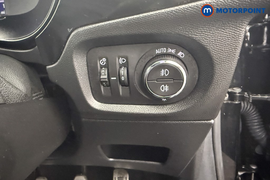 Vauxhall Corsa GS Manual Petrol Hatchback - Stock Number (1601472) - 10th supplementary image