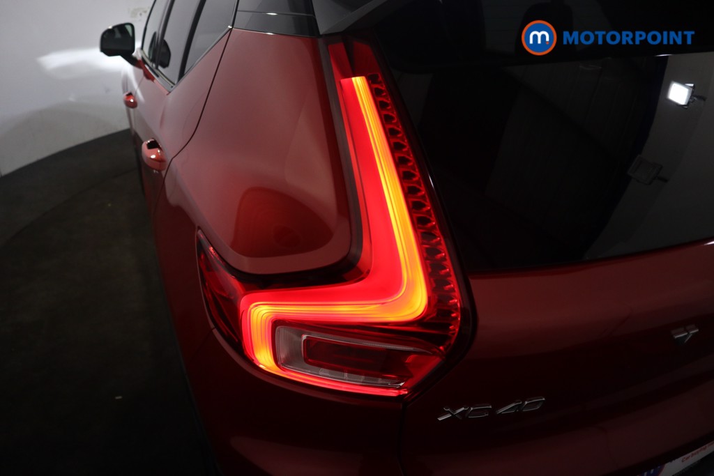 Volvo Xc40 R Design Manual Petrol SUV - Stock Number (1601498) - 18th supplementary image
