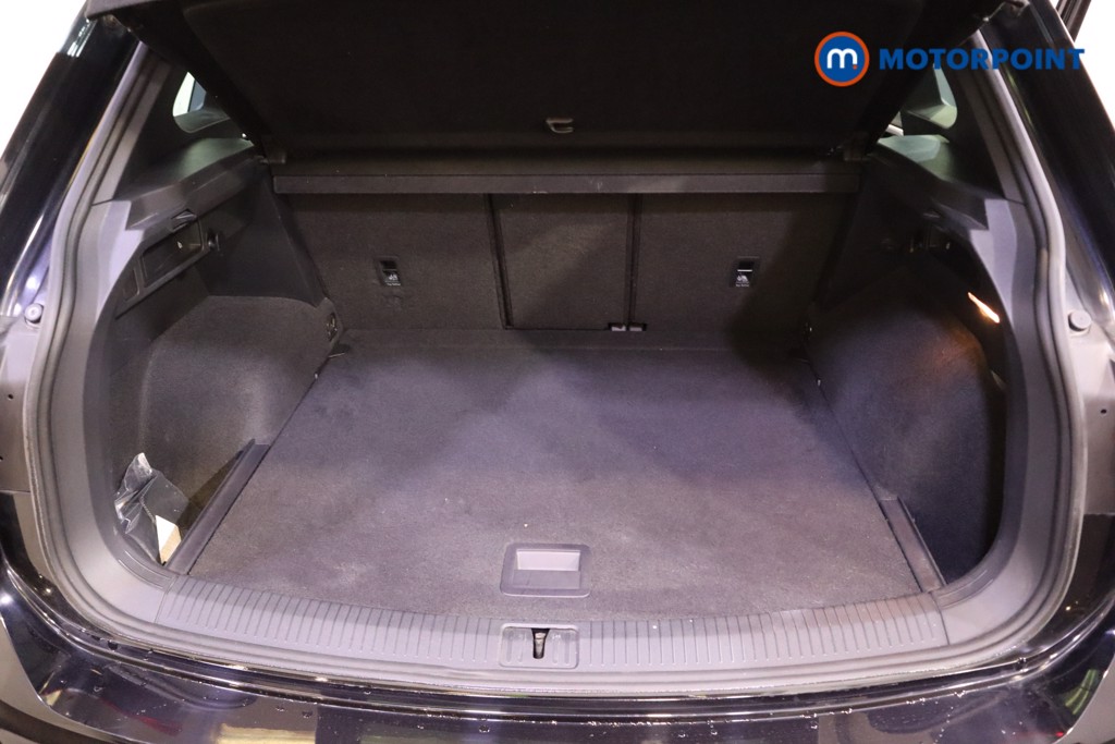 Volkswagen Tiguan R-Line Automatic Diesel SUV - Stock Number (1601499) - 8th supplementary image