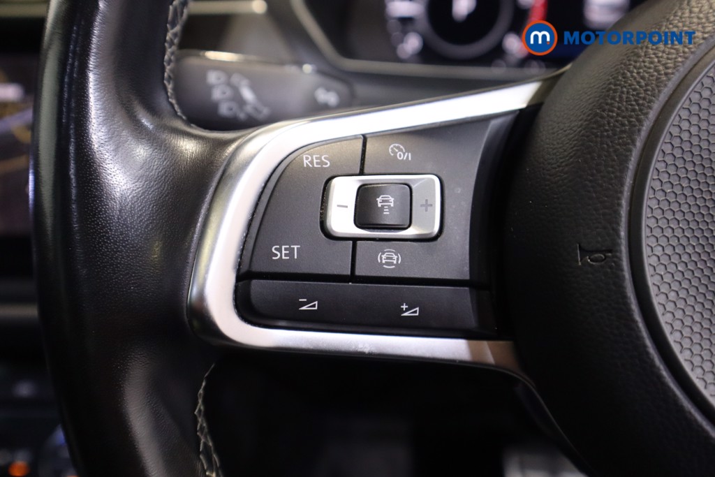 Volkswagen Tiguan R-Line Automatic Diesel SUV - Stock Number (1601499) - 17th supplementary image