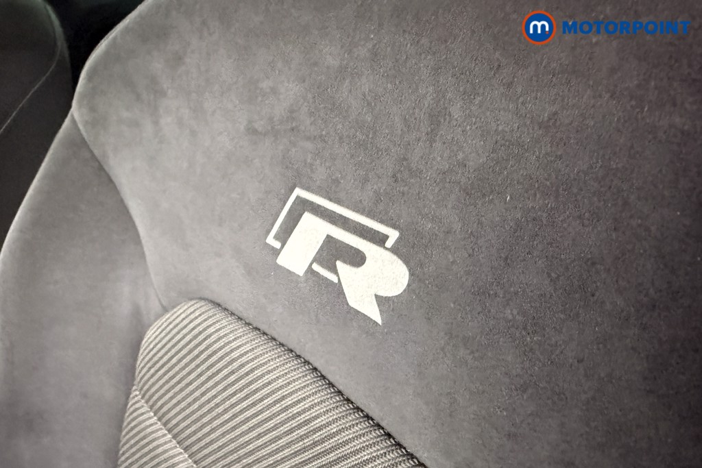 Volkswagen Golf R Manual Petrol Hatchback - Stock Number (1602167) - 16th supplementary image