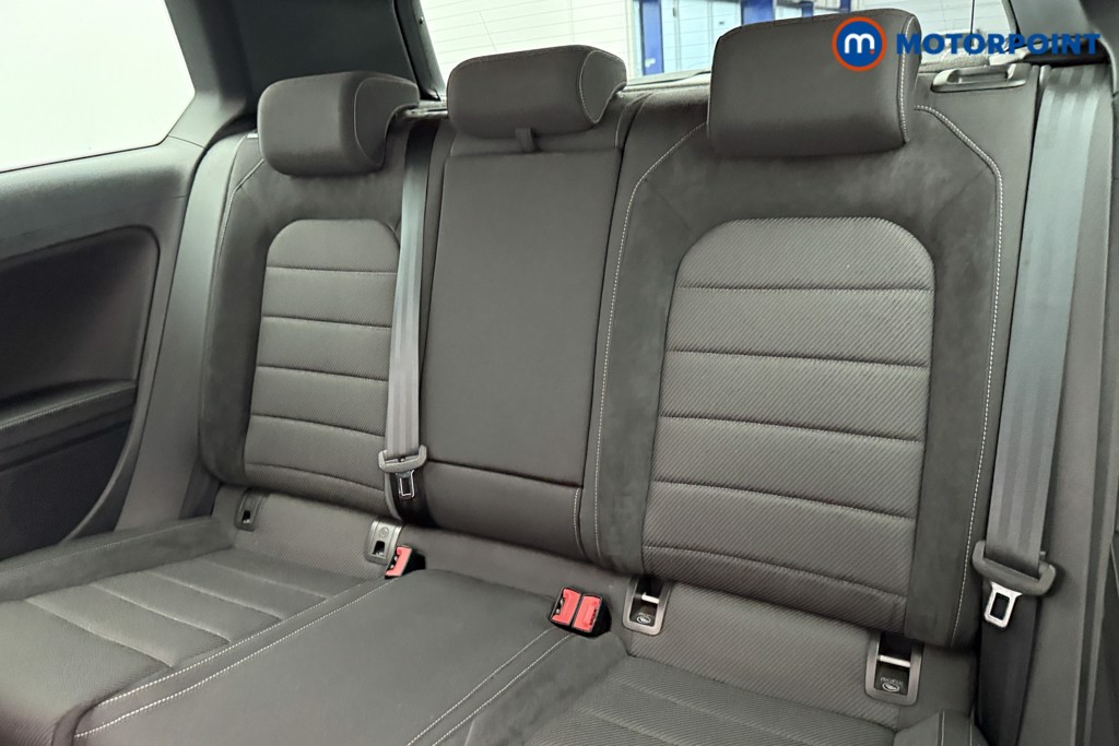 Volkswagen Golf R Manual Petrol Hatchback - Stock Number (1602167) - 17th supplementary image