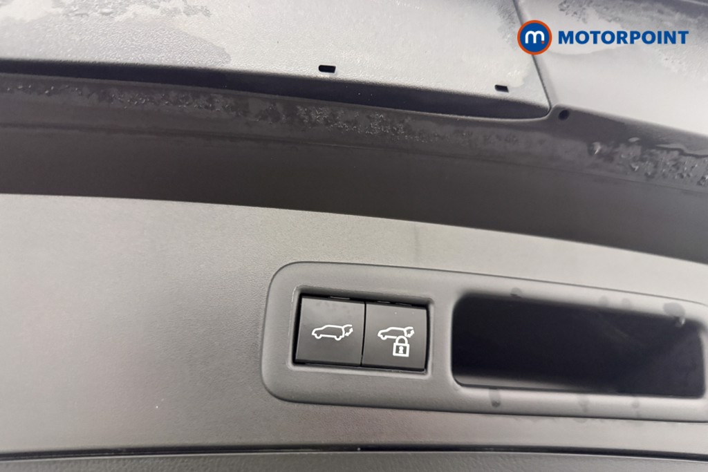 Lexus UX 250H 2.0 5Dr Cvt Premium -Plus-Driver Assist Pack Automatic Petrol-Electric Hybrid SUV - Stock Number (1602222) - 6th supplementary image