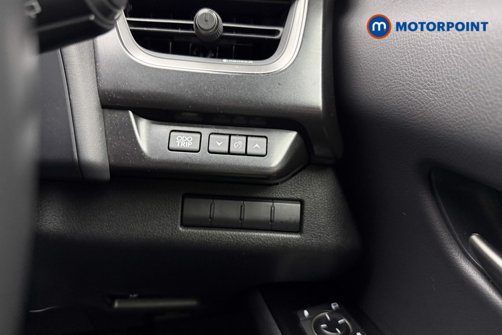 Lexus UX 250H 2.0 5Dr Cvt Premium -Plus-Driver Assist Pack Automatic Petrol-Electric Hybrid SUV - Stock Number (1602222) - 27th supplementary image