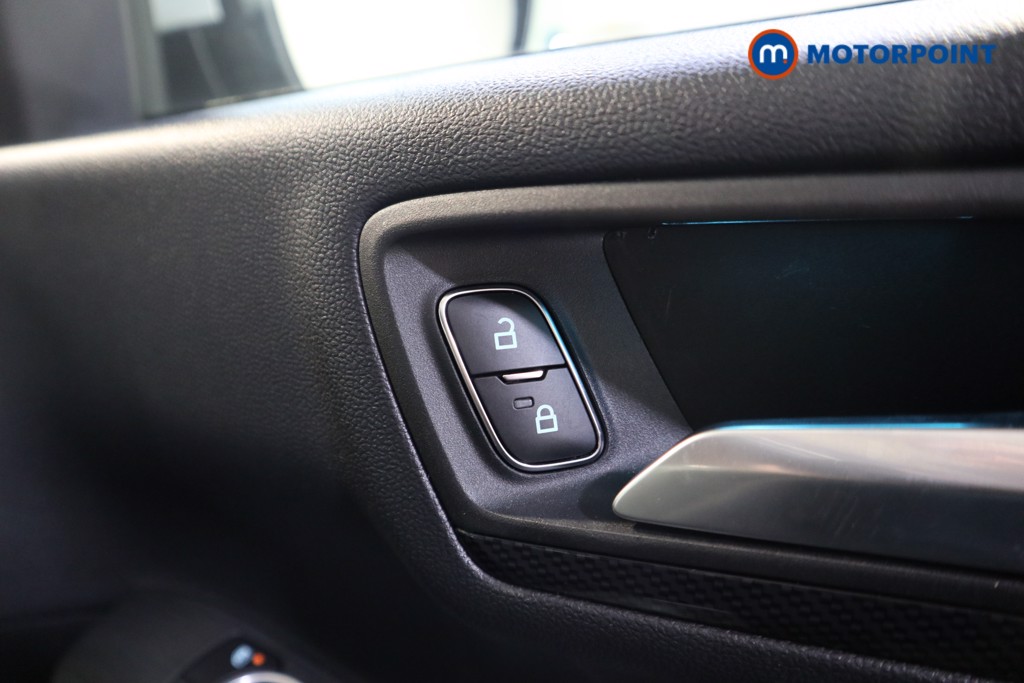 Ford Kuga St-Line Edition Automatic Petrol-Electric Hybrid SUV - Stock Number (1602317) - 13th supplementary image