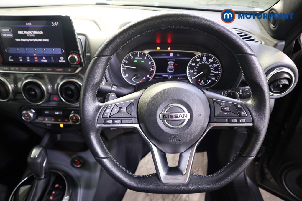 Nissan Juke N-Connecta Automatic Petrol SUV - Stock Number (1602319) - 3rd supplementary image