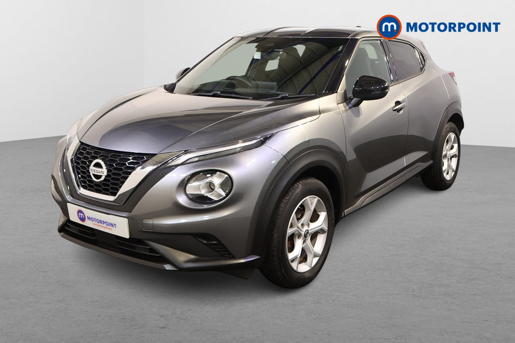 Nissan Juke N-Connecta Automatic Petrol SUV - Stock Number (1602319) - Passenger side front corner