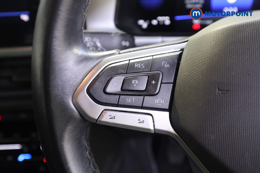 Volkswagen T-Roc Life Manual Petrol SUV - Stock Number (1602335) - 5th supplementary image