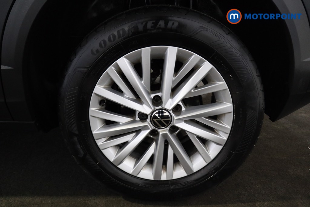 Volkswagen T-Roc Life Manual Petrol SUV - Stock Number (1602335) - 16th supplementary image