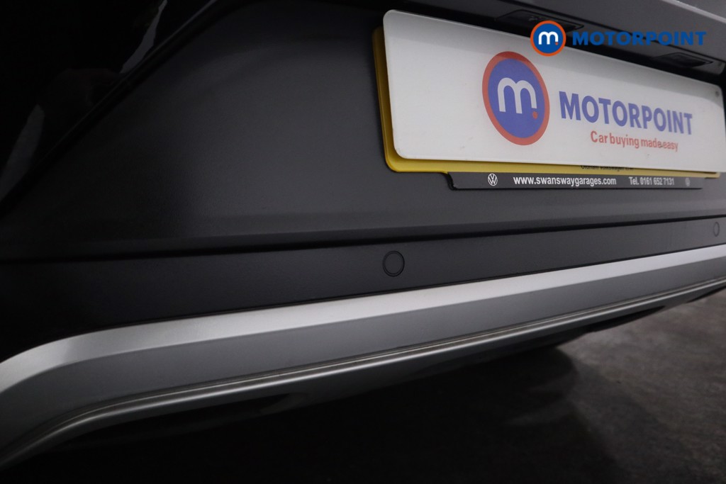 Volkswagen T-Roc Life Manual Petrol SUV - Stock Number (1602335) - 17th supplementary image