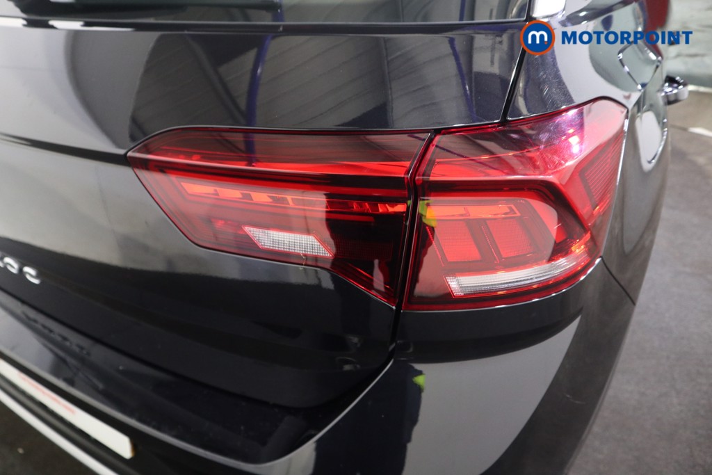 Volkswagen T-Roc Life Manual Petrol SUV - Stock Number (1602335) - 19th supplementary image