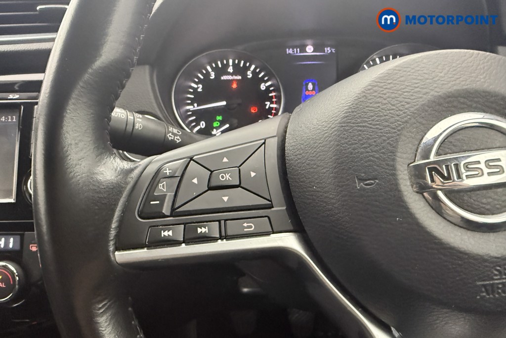 Nissan Qashqai N-Connecta Manual Petrol SUV - Stock Number (1602343) - 6th supplementary image