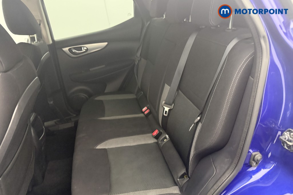 Nissan Qashqai N-Connecta Manual Petrol SUV - Stock Number (1602343) - 15th supplementary image