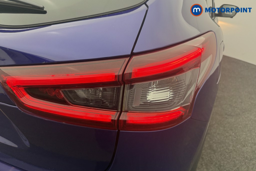 Nissan Qashqai N-Connecta Manual Petrol SUV - Stock Number (1602343) - 21st supplementary image