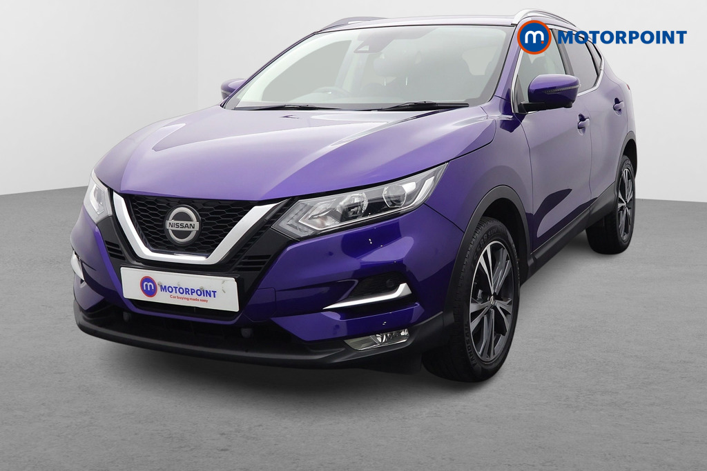 Nissan Qashqai N-Connecta Manual Petrol SUV - Stock Number (1602343) - Passenger side front corner
