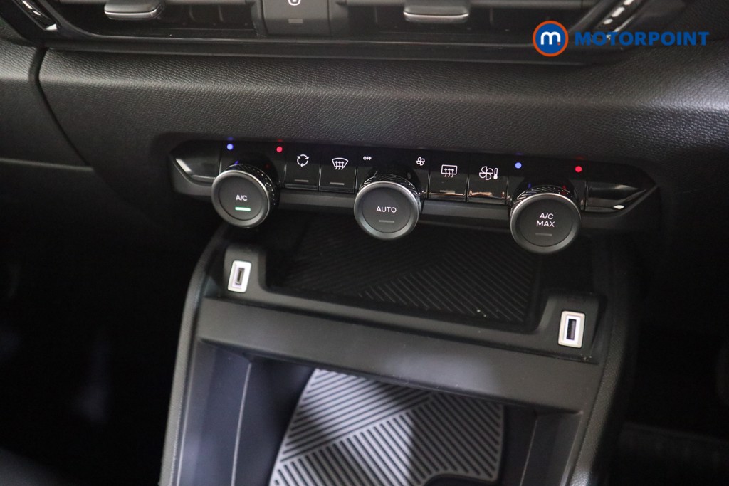 Citroen C4 Plus Automatic Petrol Hatchback - Stock Number (1602349) - 7th supplementary image