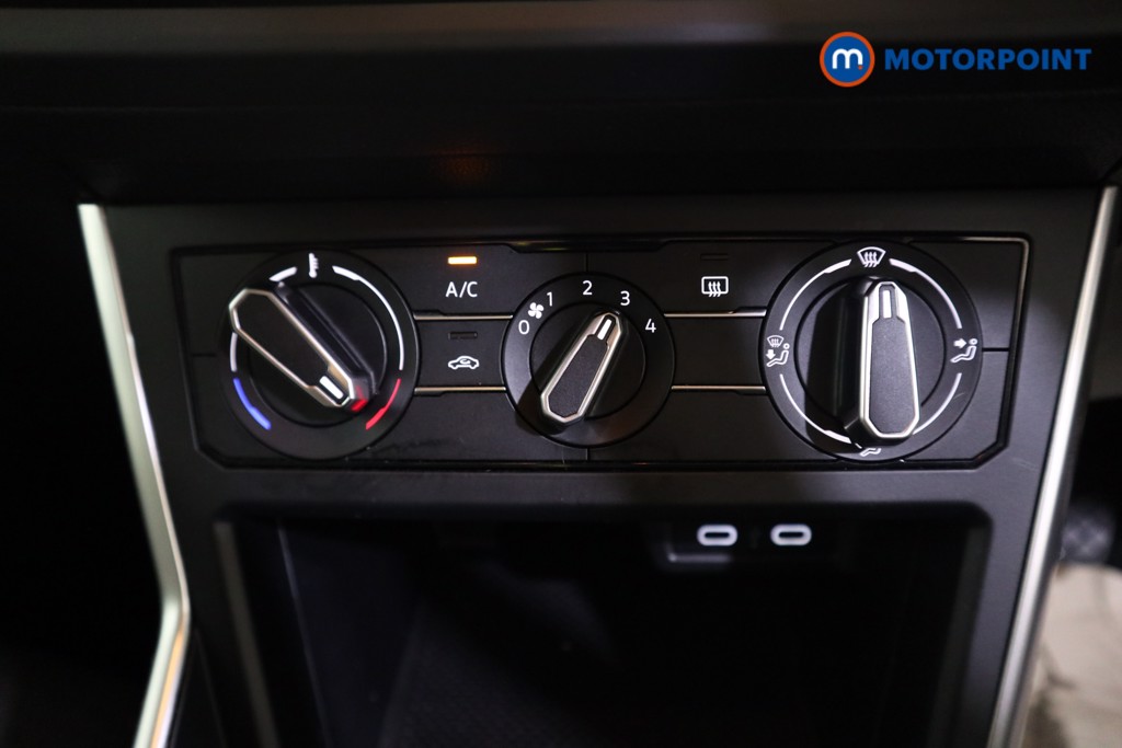 Volkswagen Polo Life Manual Petrol Hatchback - Stock Number (1602490) - 7th supplementary image