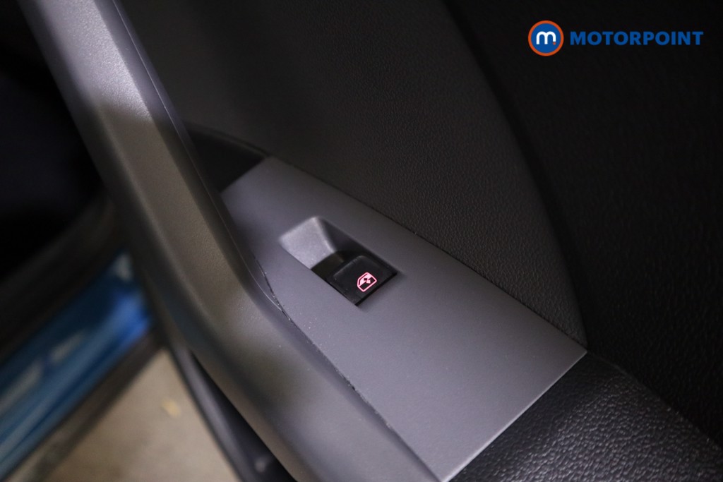 Volkswagen T-Cross SE Manual Petrol SUV - Stock Number (1602541) - 17th supplementary image