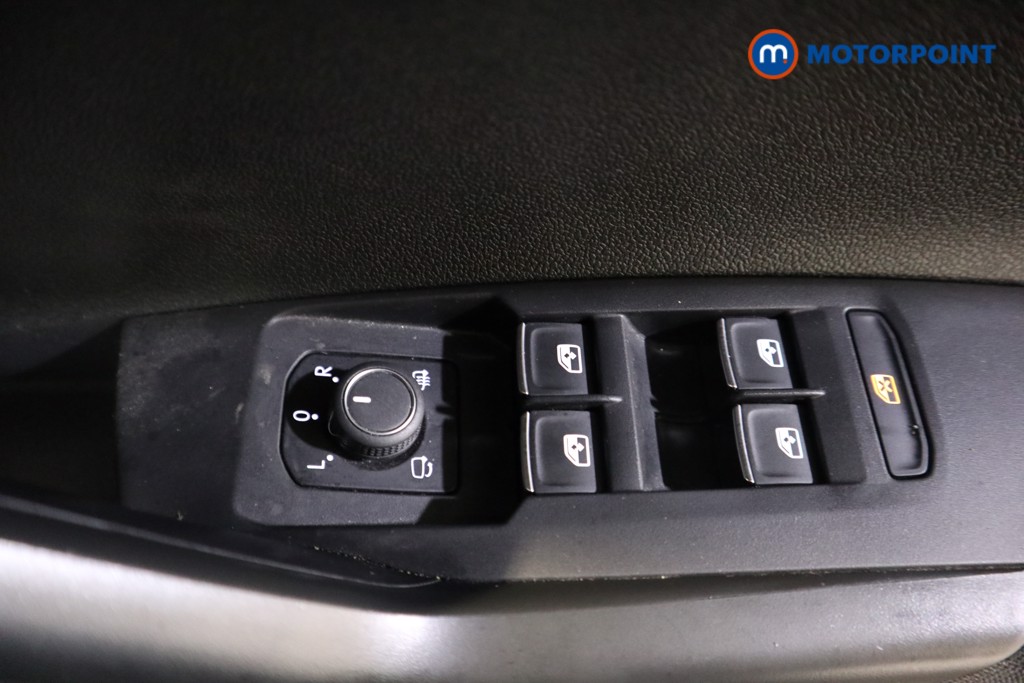 Volkswagen Taigo R-Line Manual Petrol SUV - Stock Number (1602553) - 9th supplementary image