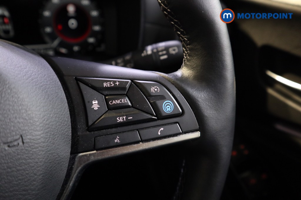 Nissan Juke Tekna Automatic Petrol-Electric Hybrid SUV - Stock Number (1602693) - 4th supplementary image