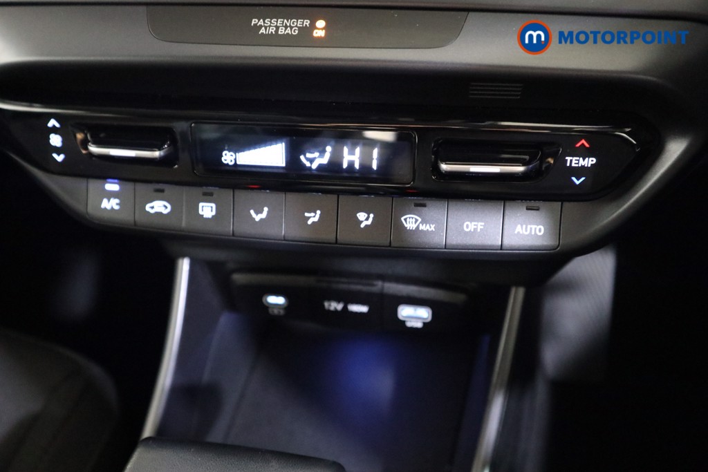 Hyundai Bayon Premium Automatic Petrol SUV - Stock Number (1602754) - 7th supplementary image