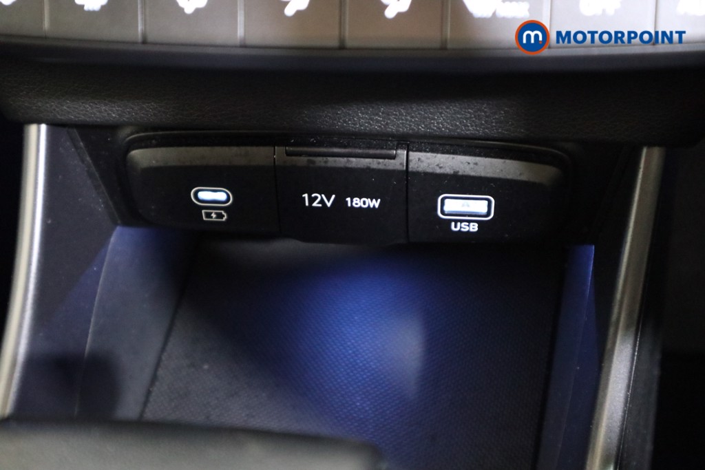 Hyundai Bayon Premium Automatic Petrol SUV - Stock Number (1602754) - 8th supplementary image