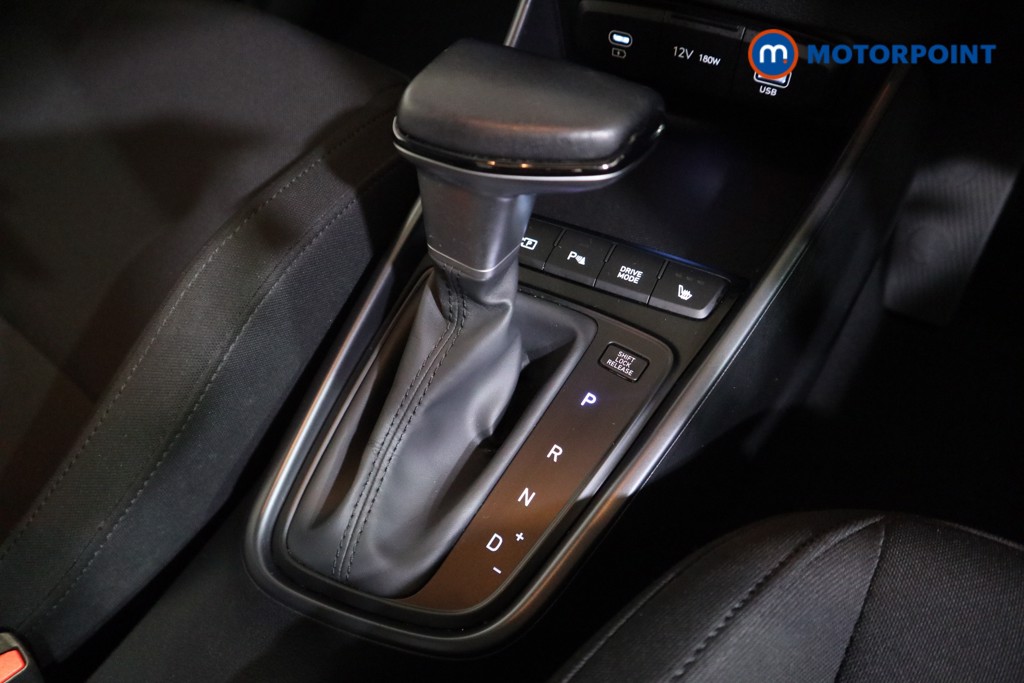 Hyundai Bayon Premium Automatic Petrol SUV - Stock Number (1602754) - 9th supplementary image