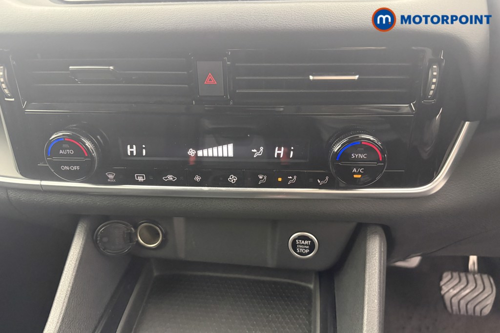 Nissan Qashqai Acenta Premium Automatic Petrol SUV - Stock Number (1602892) - 3rd supplementary image