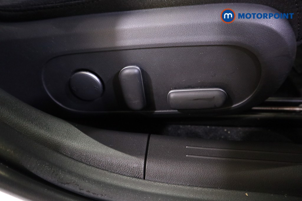 Hyundai Ioniq 6 Premium Automatic Electric Saloon - Stock Number (1602936) - 8th supplementary image