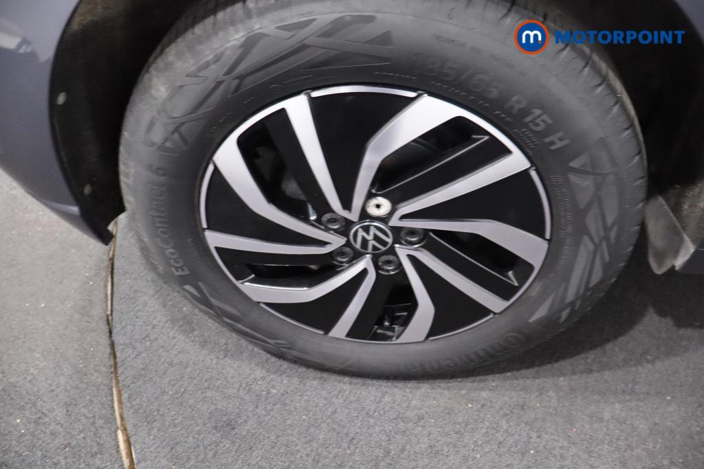 Volkswagen Polo Life Manual Petrol Hatchback - Stock Number (1602949) - 5th supplementary image