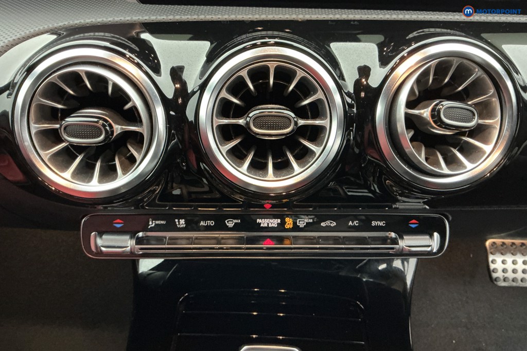 Mercedes-Benz CLA Amg Line Automatic Petrol Coupe - Stock Number (1603265) - 18th supplementary image