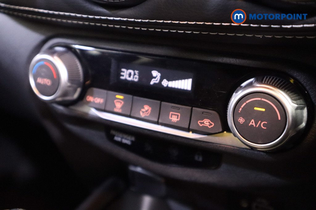 Nissan Juke N-Connecta Automatic Petrol SUV - Stock Number (1603397) - 18th supplementary image