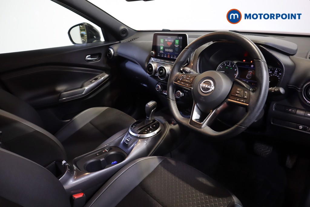 Nissan Juke N-Connecta Automatic Petrol SUV - Stock Number (1603397) - 1st supplementary image