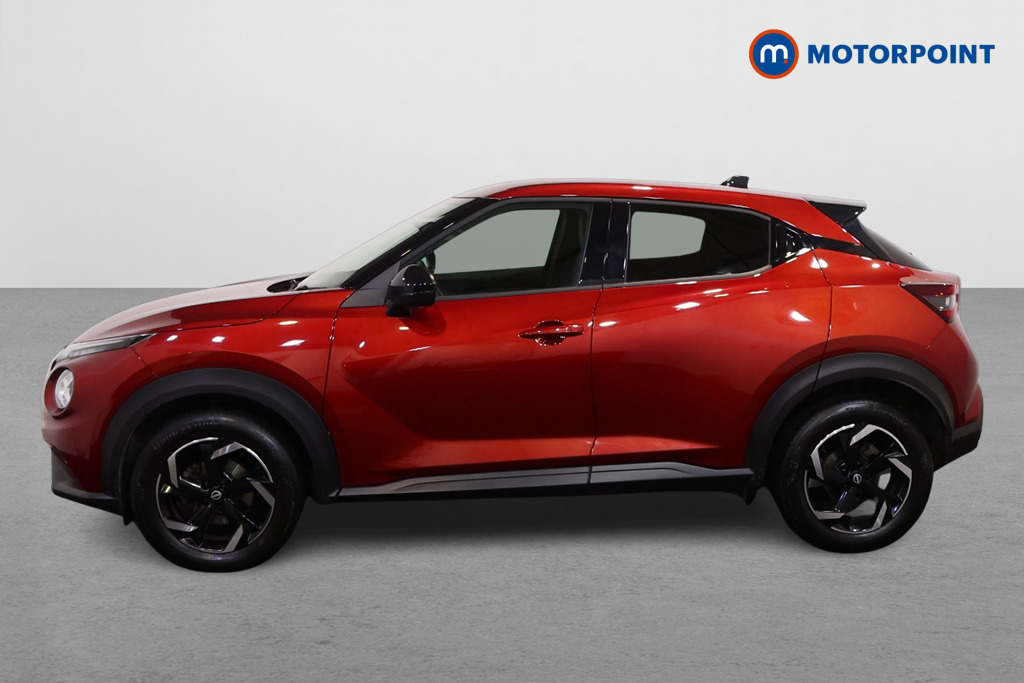 Nissan Juke N-Connecta Automatic Petrol SUV - Stock Number (1603397) - Passenger side