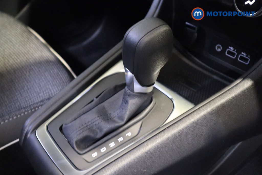 Renault Captur Techno Automatic Petrol-Electric Hybrid SUV - Stock Number (1603401) - 5th supplementary image