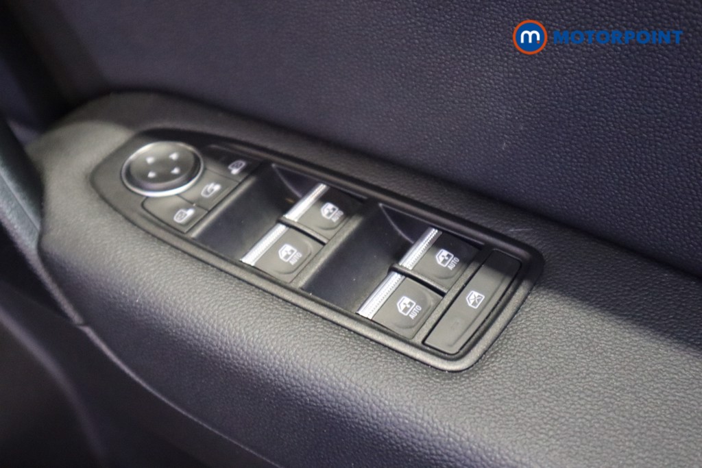 Renault Captur Techno Automatic Petrol-Electric Hybrid SUV - Stock Number (1603401) - 13th supplementary image