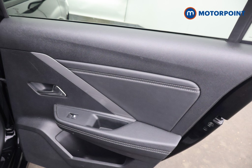 Vauxhall Astra GS Automatic Petrol Hatchback - Stock Number (1603548) - 16th supplementary image