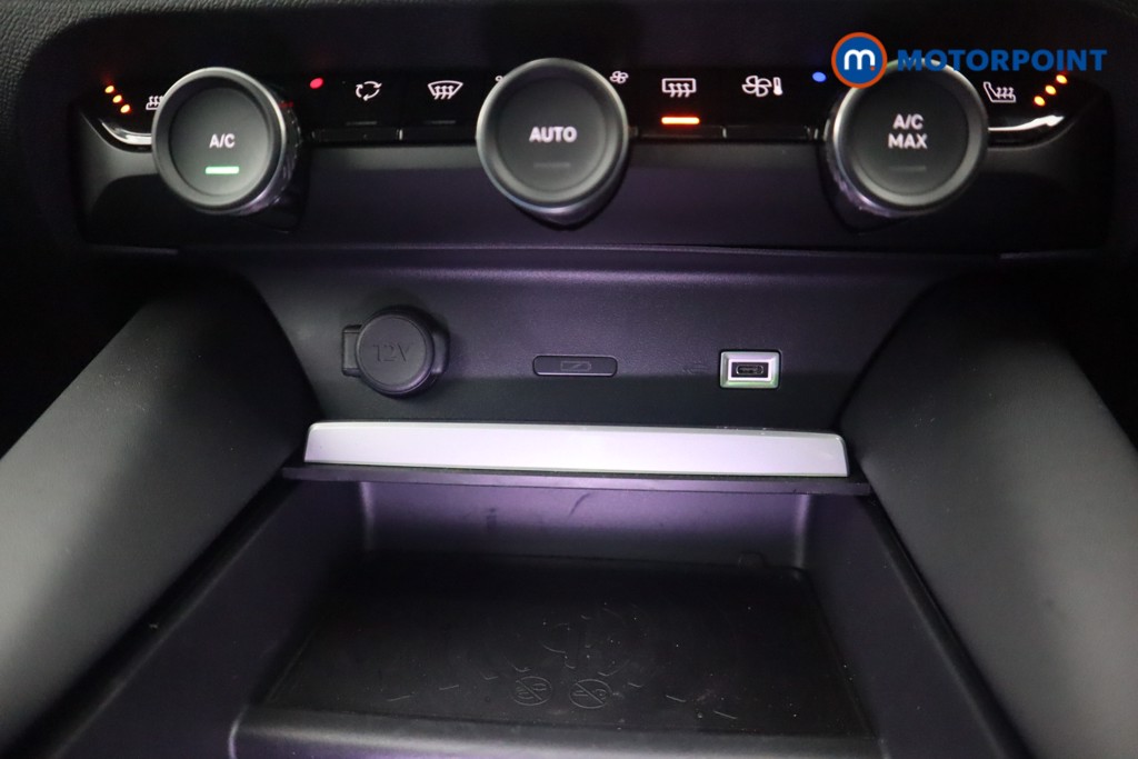 Citroen C5 X Shine Plus Automatic Petrol Plug-In Hybrid Hatchback - Stock Number (1603641) - 15th supplementary image