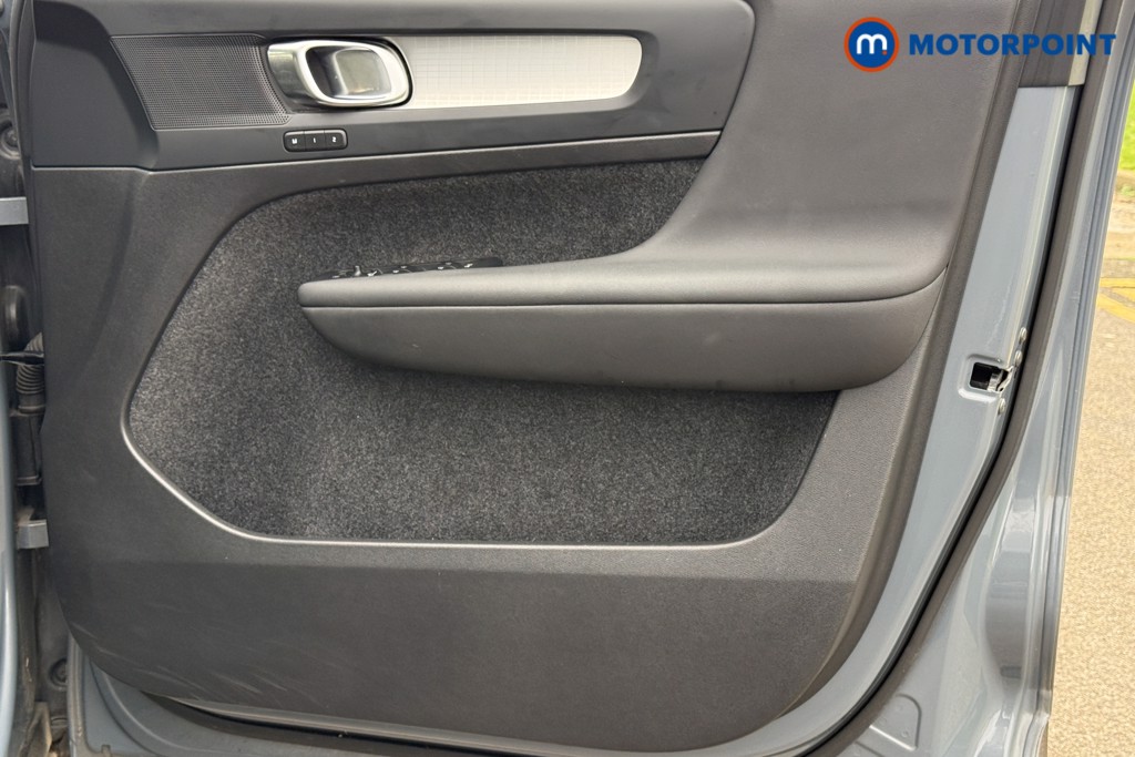 Volvo Xc40 Plus Automatic Petrol SUV - Stock Number (1603682) - 10th supplementary image