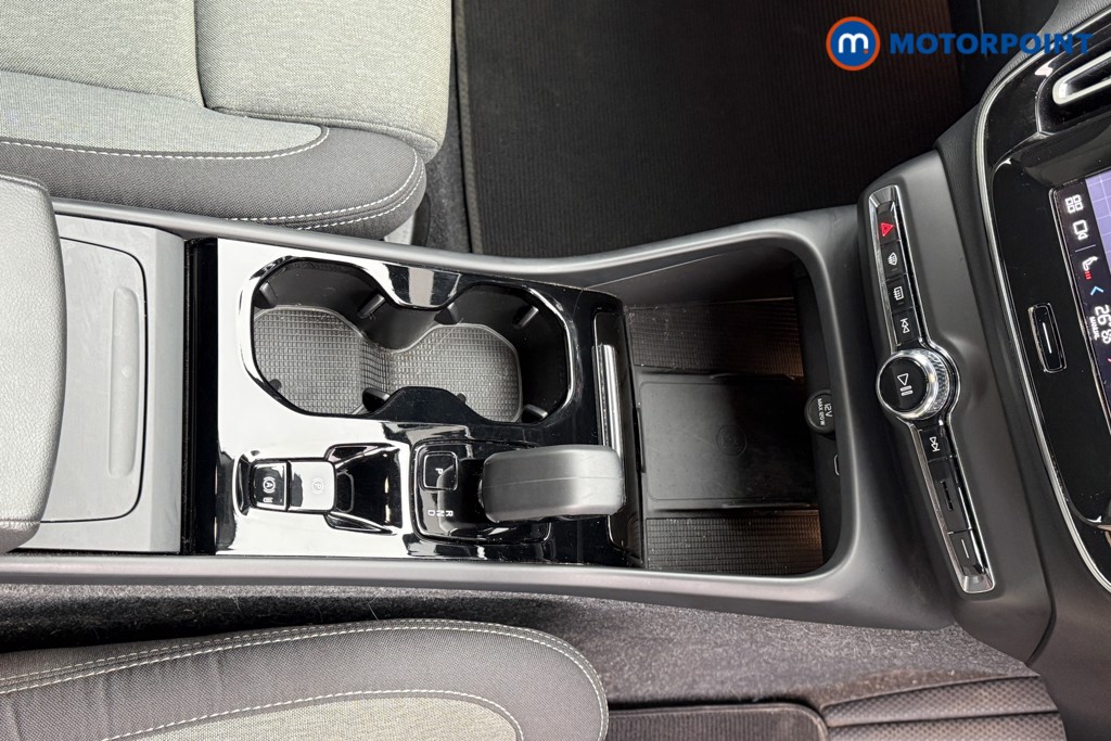 Volvo Xc40 Plus Automatic Petrol SUV - Stock Number (1603682) - 14th supplementary image