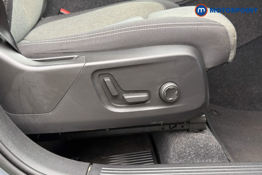 Volvo Xc40 Plus Automatic Petrol SUV - Stock Number (1603682) - 19th supplementary image