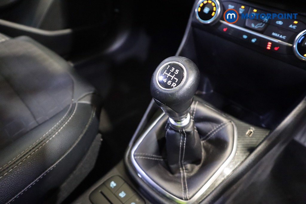 Ford Fiesta Active X Manual Petrol Hatchback - Stock Number (1603877) - 5th supplementary image
