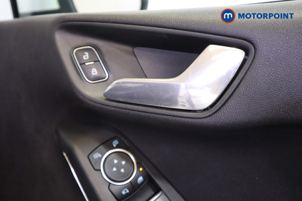 Ford Fiesta Active X Manual Petrol Hatchback - Stock Number (1603877) - 14th supplementary image