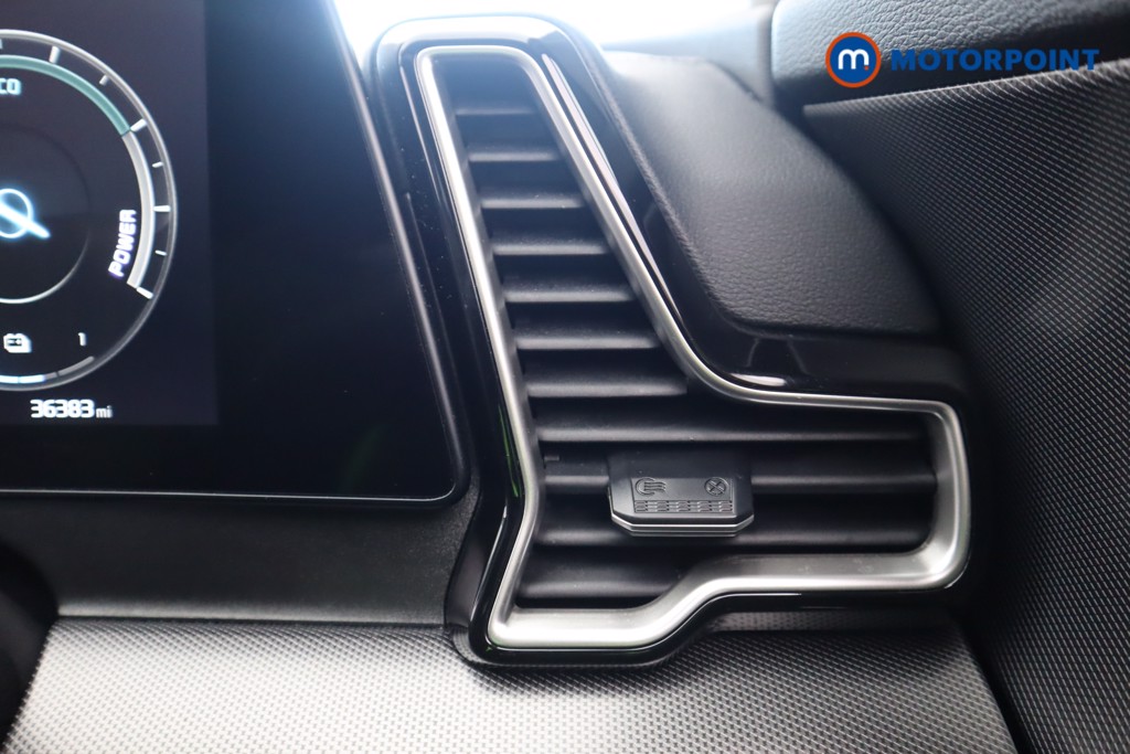 KIA Sportage 4 Automatic Petrol-Electric Hybrid SUV - Stock Number (1603961) - 9th supplementary image