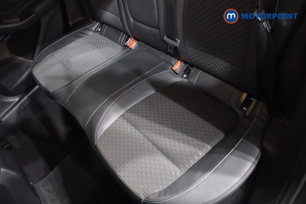 Ford Focus Titanium X Automatic Diesel Hatchback - Stock Number (1604149) - 5th supplementary image