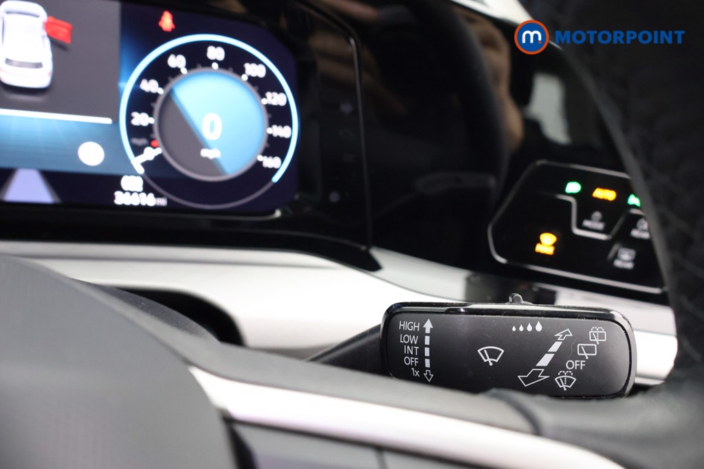 Volkswagen Golf Life Manual Petrol Hatchback - Stock Number (1604156) - 6th supplementary image